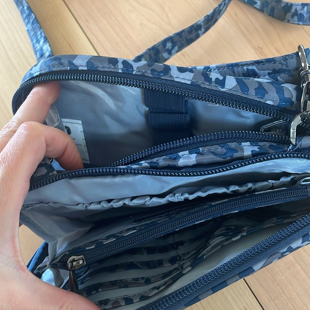 Lug Quilted Blue Crossbody Bag - Picture 3 of 4